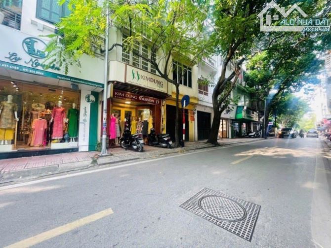 Lô góc mặt phố Ba Đình🌹3 thoáng - 2 mặt tiền, 72m2 - 5T thang máy - MT5.5m