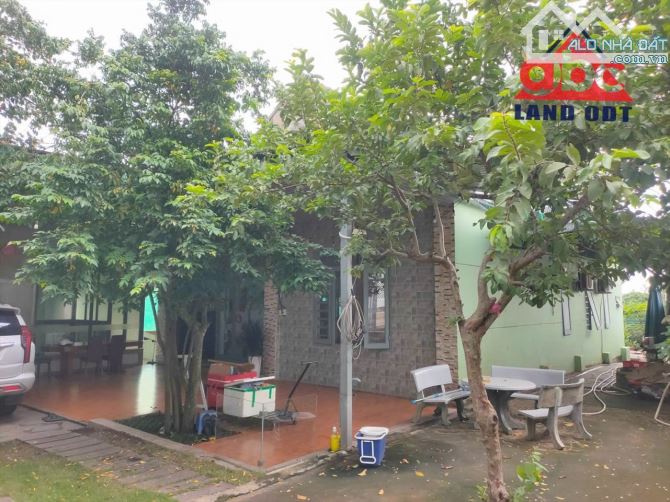 Bán đất tặng nhà Mái Thái Bình Minh, TB. 1ha shr, QH thổ cư. Ngay trường Trịnh Hoài Đức, c