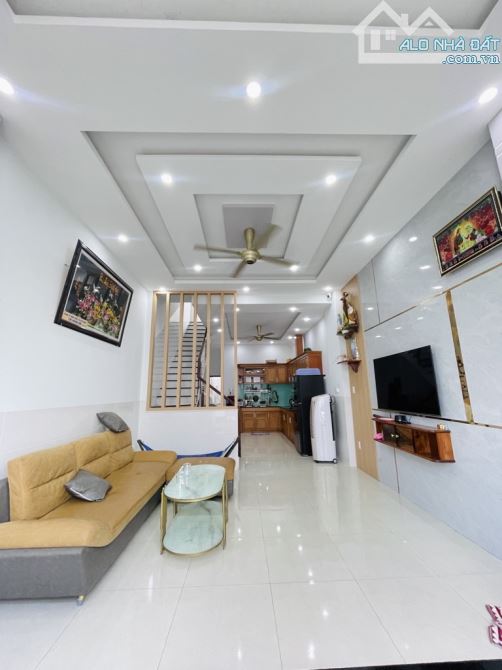 Bán nhà mới 2 tầng HXH dt 4x15.5m, Thạnh Xuân 32, Thạnh Xuân, Quận 12, Giá nhỉnh 4 tỷ TL
