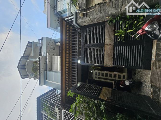 HẺM XE HƠI GẦN GIÁO XỨ PHANXICO Ở 1 CĂN 1 CĂN CHO THUÊ, 260m2 CHỈ 18 TỶ.