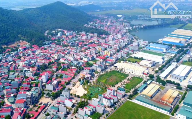 🤝 Siêu phẩm hiếm –B.án lô Chu mẫu duy nhất trục chính đường Tam Giang đường rộng 30m