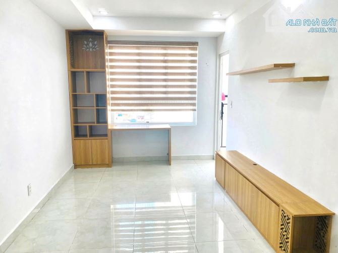 SỐNG XANH BÊN DÒNG SÔNG 99 Bình Đông, phường Phú Định (P11 Q8 cũ), TP.HCM •	Căn góc