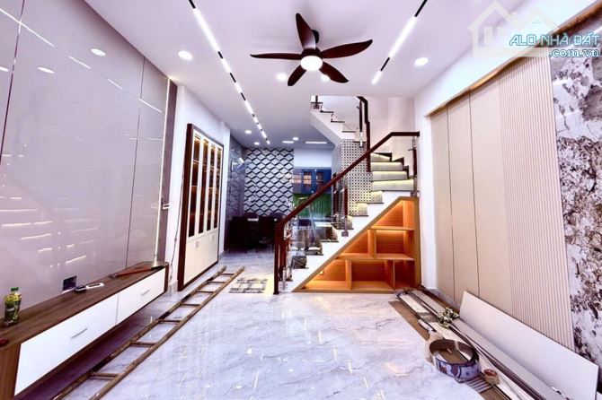 Bán nhà hẻm 3m, Đường Số 19, Gò Vấp, 30 m² (4m x 8m), 2 phòng ngủ - Giá 4.86 tỷ TL
