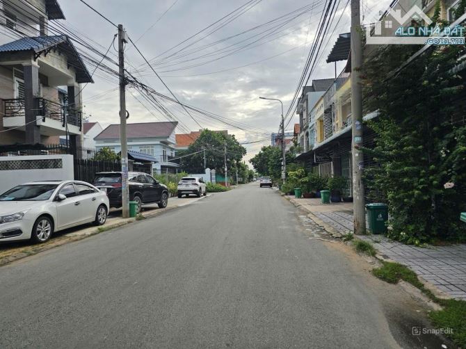 Bán lô đất 1400m2 ngang hơn 50m, Bửu Long, Biên Hòa, giá 18tr/m2