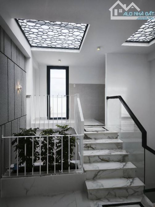 NHÀ HẺM HUỲNH TẤN PHÁT - 65M2 -  4 TẦNG - HẺM XE HƠI