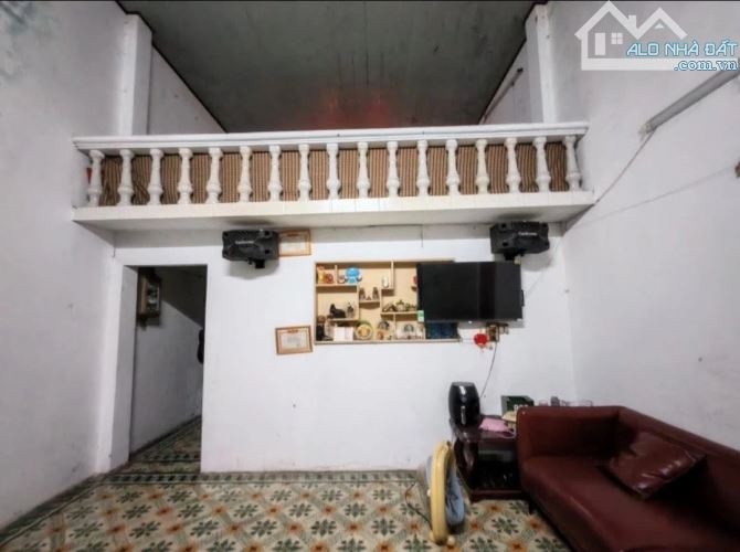 BÁN ĐẤT TẶNG NHÀ CẤP 4 DŨNG SỸ THANH KHÊ