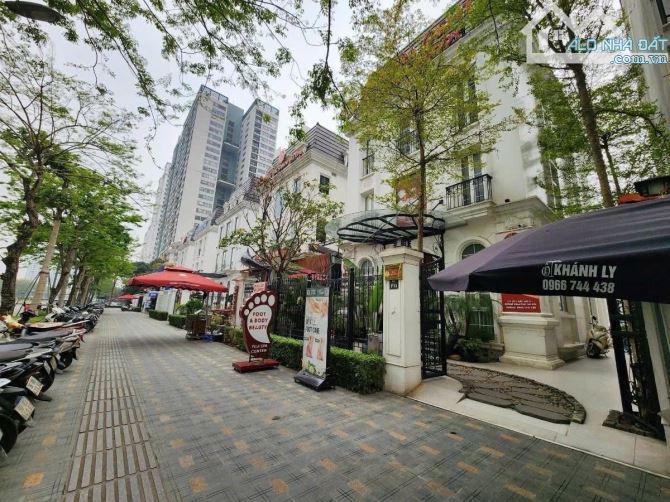BIỆT THỰ MẶT PHỐ HOÀNG MINH THẢO,  VIP NHẤT KHU NGOẠI GIAO ĐOÀN, 1 MẶT PHỐ, 1 MẶT NỘI KHU