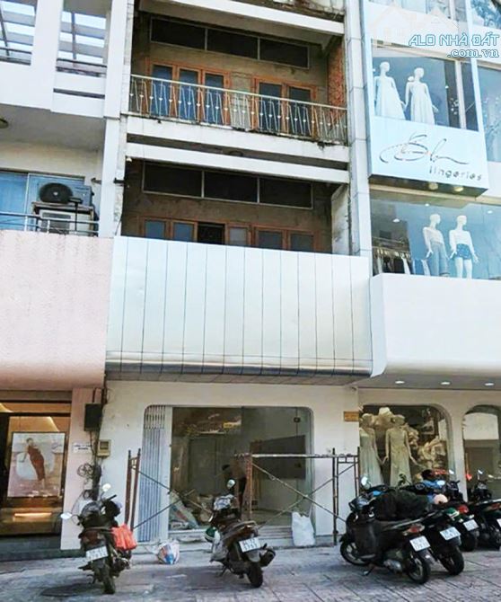 Bán nhà Mặt tiền Tôn Thất Tùng, Quận 1 - Ngang 5x20m - 3 Tầng - HĐT:90trđ - Giá 39 tỷ