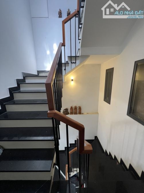 ♥ Kiệt Ô tô sát MT Núi Thành, 51m2, 3 tầng, 3PN, KD, 4.x tỷ