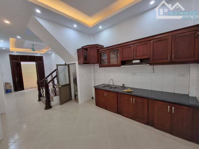 35m Mặt ngõ nhà mới xây làng Tó hơn 4 tỷ  Mặt tiền rộng thiết kế tầng 1 phòng đủ 3 ngủ