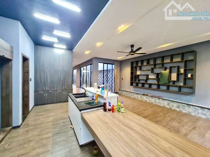 biệt thự 2 tầng khu du lịch đà nẵng, gần cầu rồng, biển mỹ khê, khu phố tây