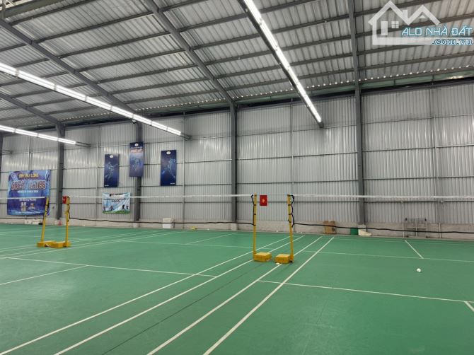 cho thuê kho đường Nguyễn Văn Quỳ 640m2 trần cao 9m