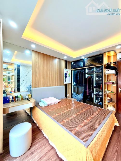 Bán Nhà Vạn Phúc THANG MÁY Ô TÔ Tránh Kinh Doanh Cạnh Chung Cư 44m 5 Tầng 15.5 Tỷ