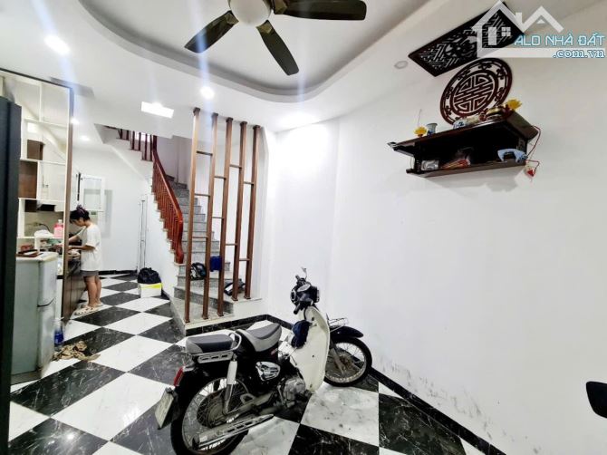 Cc bán nhà Quang Lãm, Phú Lãm, Hà Đông, 30m2, 4 tầng, 3,85 tỷ