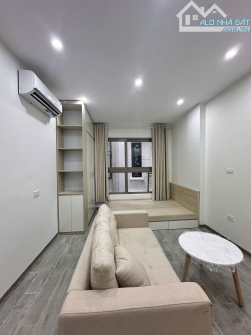 MẶT PHỐ VĂN CAO BA ĐÌNH 13 TỶ DT 50M MT 4M 5T KINH DOANH SẦM UẤT Ô TÔ TRÁNH