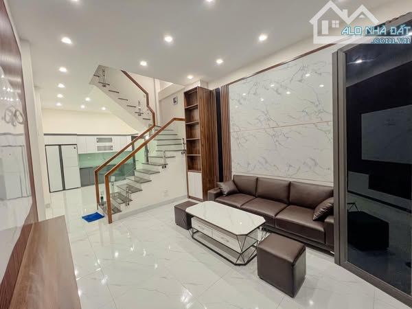 PHỐ ĐỘI NHÂN BA ĐÌNH 20 TỶ DT 50M MT 5M 10T MẶT NGÕ Ô TÔ TRÁNH VỈA HÈ