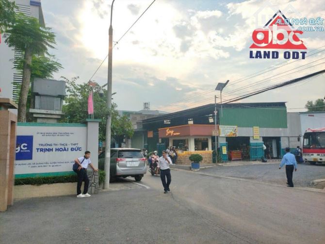 Bán đất tặng nhà Mái Thái Xã. Bình Minh, TB. Gần 10.000m2