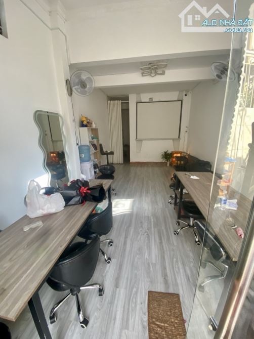 ĐƯỜNG SIÊU RỘNG 2 XE TẢI - 50M2 - TRUNG TÂM GÒ VẤP - NGUYỄN OANH - CHỈ 8TY - 2