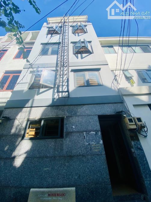 Dòng tiền 55tr/tháng, CHDV gần sân bay p13, Tân Bình 6 tầng chỉ 10.x tỷ