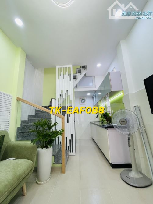 NHÀ SIÊU ĐẸP - LÝ CHÍNH THẮNG - 3 TẦNG 2PN- TẶNG HẾT NỘI THẤT- CHỈ NHỈNH 3 TỶ