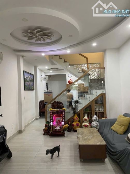 SÁT MT! Bán Nhà 4 Tầng Cực Đẹp Đường 3/2, 38m2, 6.3 Tỷ