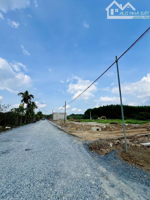 Bán đất ven sông giá 890 triệu, 96 m2, p.Tân Triều - Đồng Nai