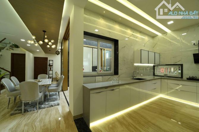 Hiếm!Nhà đẹp Hồng Tiến,DT60M,6 tầng thang máy,ngõ thông,full NT.Hơn 11 tỷ