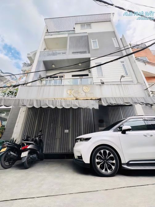 Siêu Hiếm - Biệt Thự Đẹp 4 Tầng -  Hẻm Xe Tải Quận 1 Giá Chỉ 3x Tỷ