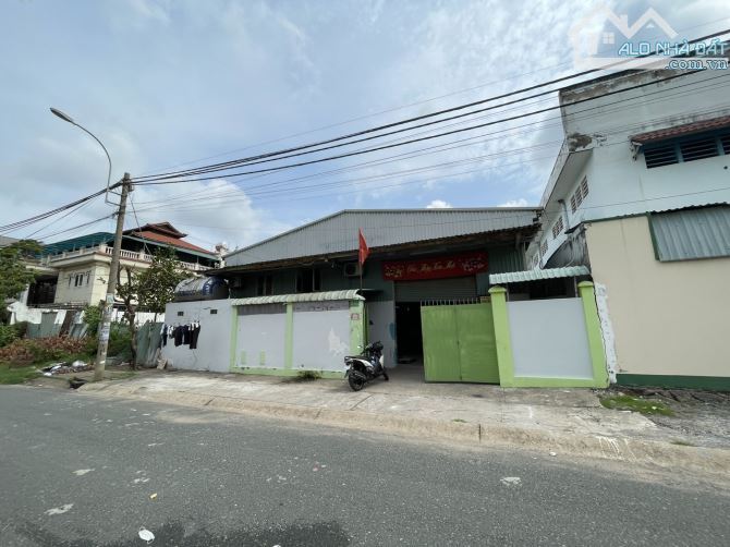 Bán nền biệt thự có xây kho tạm trong Đường Số 2 An Dương Vương Phường 16 Quận 8.