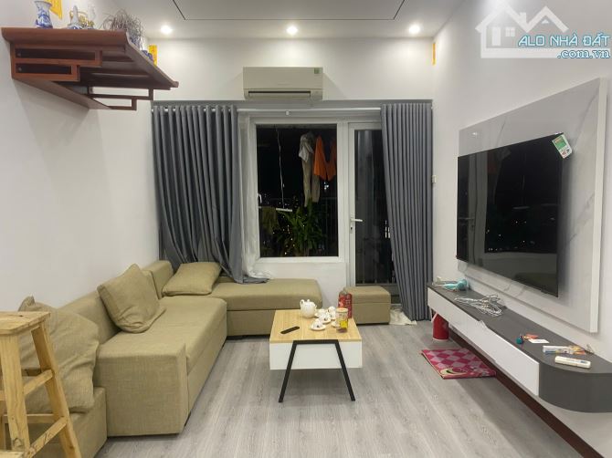 Bán nhanh căn chung cư CT1 Ngô Thì Nhậm- La Khê- Hà Đông, 63m 2PN, giá 4.45 tỷ, đồ cơ bản