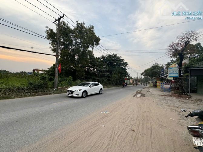 Bán Siêu Phẩm Khuôn Đất Mặt Tiền Lã Xuân Oai- Quận 9- Ngang 54x140- CN 7024m2- Giá 26tr/m2