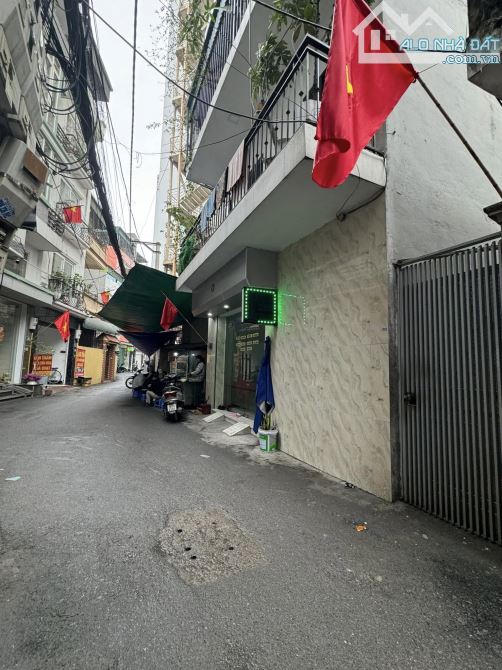 Chính chủ bán nhà lô góc ngõ 197 Trần Phú Hà Đông Ô tô KD 50m2 Mặt tiền 6.5m nhỉnh 11 tỷ