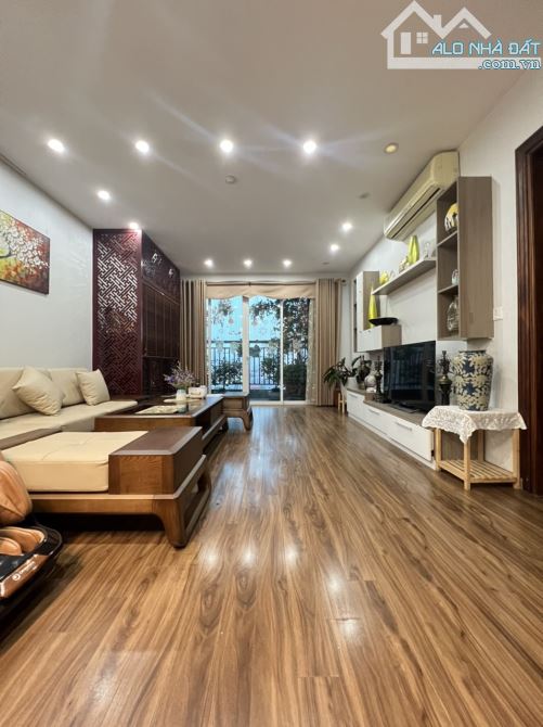 Bán căn hộ diện tích lớn 139m ở chung cư Huyndai Hillstate- Tô Hiệu- Hà Đông, giá 9.28 tỷ