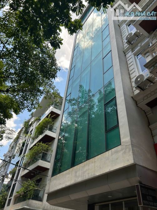 bán nhà phân lô phạm tuấn tài , diện tích 72 m x 7tầng, kinh doanh, vỉa hè rộng , giá 23.5