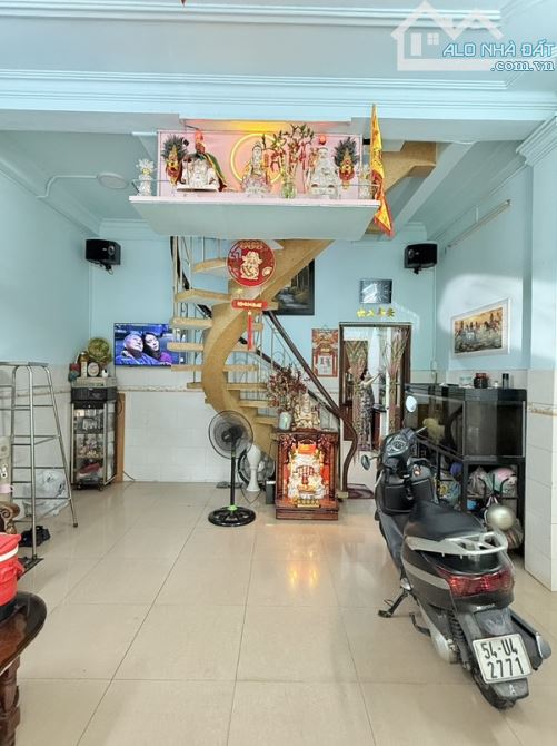 🌟 Nhà 4 tầng – Vĩnh Viễn, Quận 10 – Không gian sống lý tưởng Mã số: NTK-25.8-605