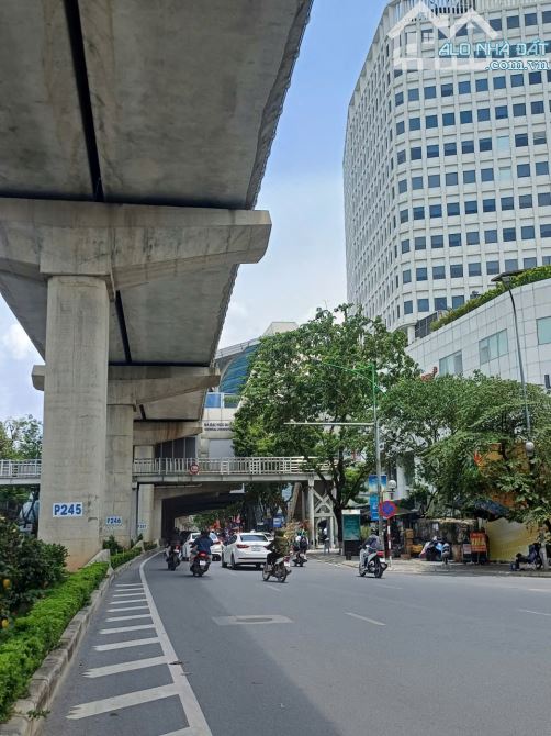 Xuân Thủy - Cầu Giấy - Căn góc đẹp - 48mx5 tầng - Ô tô đỗ cửa