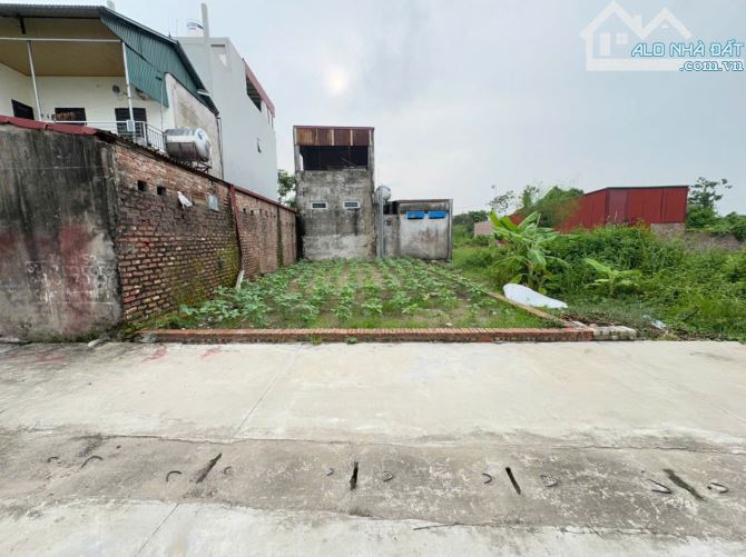 Bán đất đẹp thôn Ấp Tre, (Tổ 9) – xã Quang Minh, TP Hà Nội. Gần KCN, trường CD