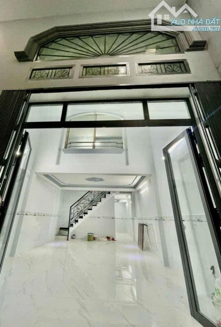 NHÀ VỊ TRÍ ĐẸP GIÁP TÂN PHÚ DIỆN TÍCH TO GIÁ RẺ 3 TẦNG 60M2. SỔ A4 HOÀN CÔNG ĐỦ. BHHA,