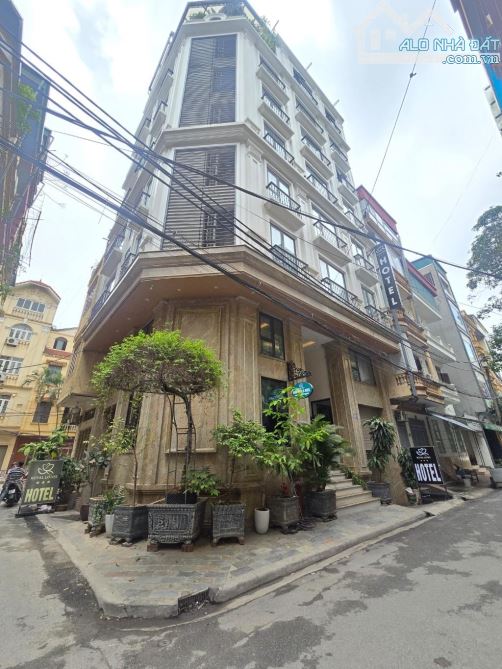 Bán nhà lô góc phân lô kinh doanh phố Hoàng Ngân, 65m2, 10m mặt tiền, 33.5 tỷ