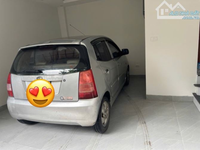 LÔ GÓC, DÂN XÂY, GARA Ô TÔ  🌻giá chào 5.3 tỷ( 25m2)  nhà chủ tự xây khung cột cực chắc ch