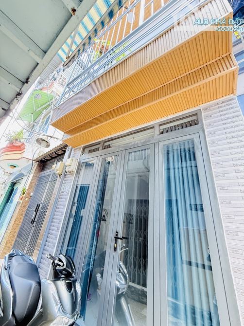 Bán nhà Âu Cơ Tân Bình, full nội thất xịn sò, nở hậu, nhỉnh 3 tỷ