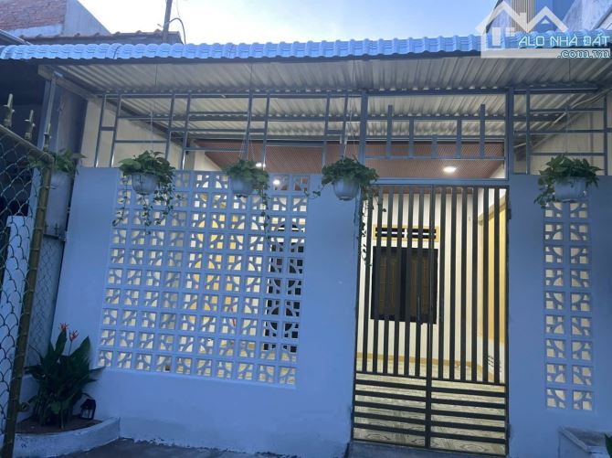 Cần bán nhà 5x21,5m, Hướng Đông nam, hẻm Lê Quý Đôn, Phường Nghĩa Lộ, Quảng Ngãi