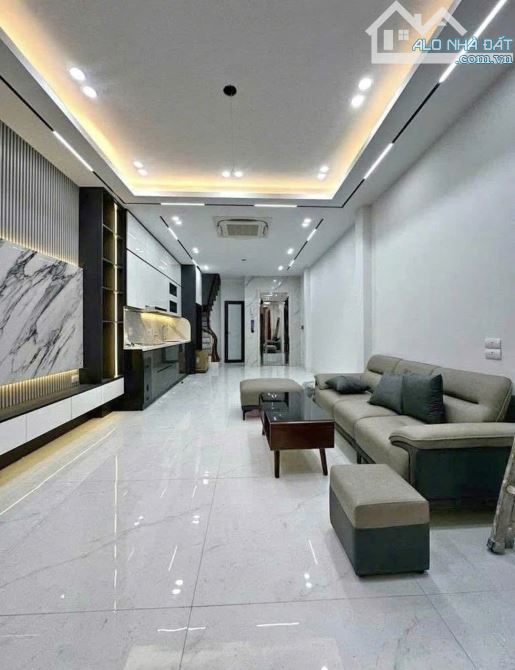 BÁN NHÀ THẠCH BÀN LONG BIÊN – 46M- LÔ GÓC 2  THOÁNG  6 TẦNG – THANG MÁY – HƠN 7 TỶ  Cơ hội