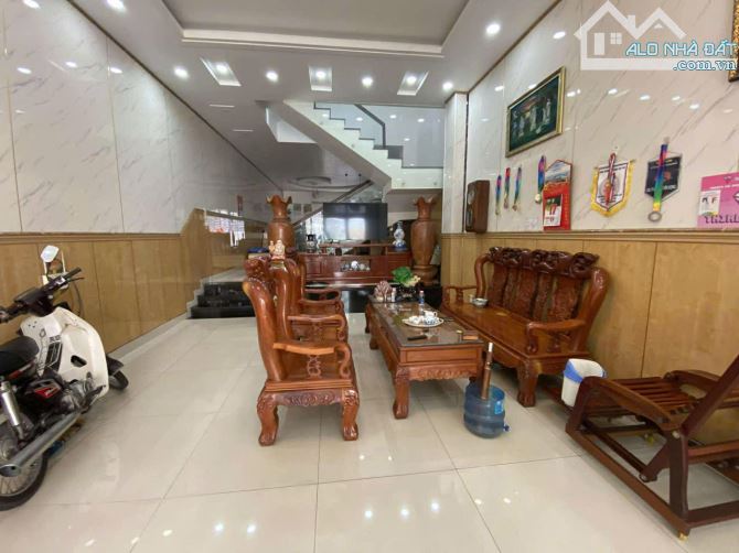 Bán nhà 1 trệt 2 lầu đẹp 260m2 Khu Dân Cư An Hòa TP Biên Hòa có 4,5 tỷ
