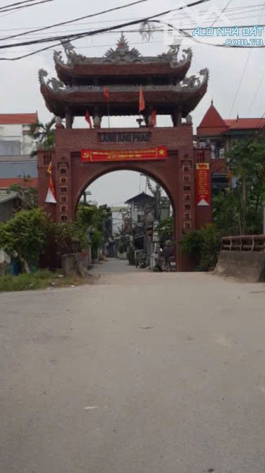 BÁN ĐẤT LÀNG ÁNG PHAO CAO DƯƠNG