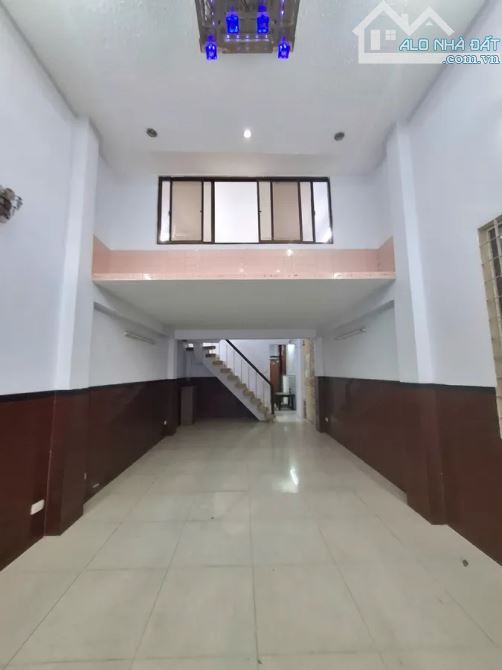 NHÀ 2 MẶT HẺM XE HƠI TRÁNH NHAU – SÁT MẶT TIỀN BÀN CỜ Q3 – 4 TẦNG – 4 PHÒNG NGỦ - CHỈ 12 T