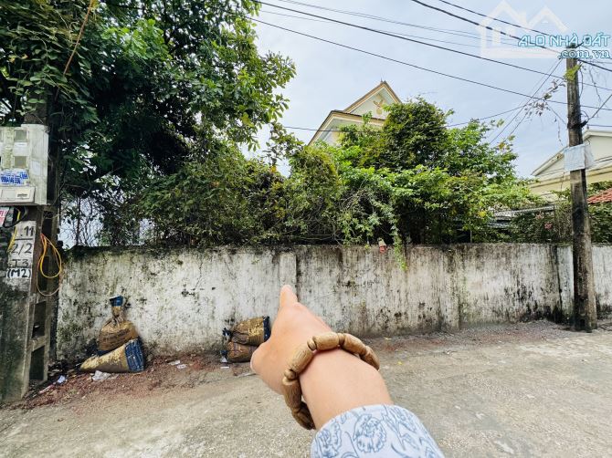 Bán đất đẹp K1 Thị Trấn Hưng Nguyên , đối diện Cổng Chính VSIP
