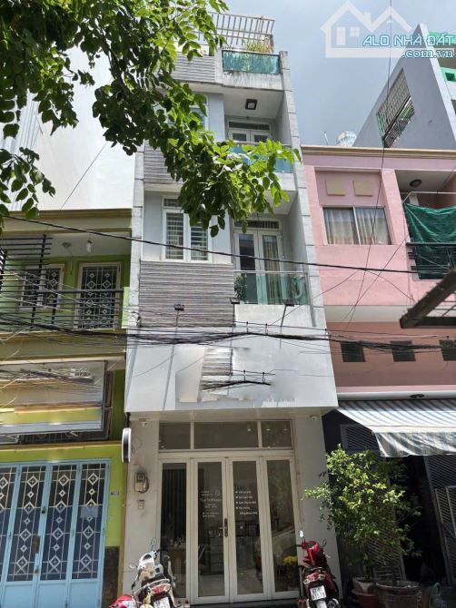 Bán Nhà 2 Mặt Tiền Đường Hoa Hồng Quận Phú Nhuận.KC:5 Tầng.Giá 19,5 tỷ