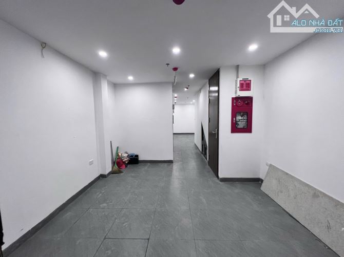 NGÕ 27 VÕ CHÍ CÔNG, TÒA CĂN HỘ 6 TẦNG THANG MÁY THU 50 Tr/ Th, MỚI ĐỦ PCCC, 45m 11 Tỷ
