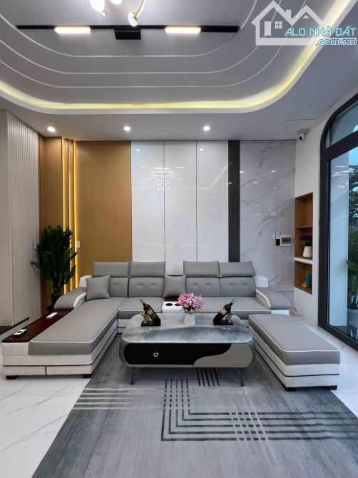 Bán nhà Kim Giang, Bằng Liệt. 40m, 5 tầng, 6,1 tỷ